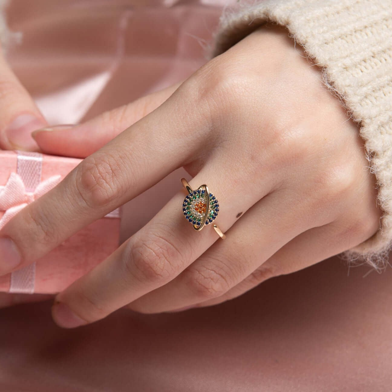 Rotating Planet Anxiety Ring