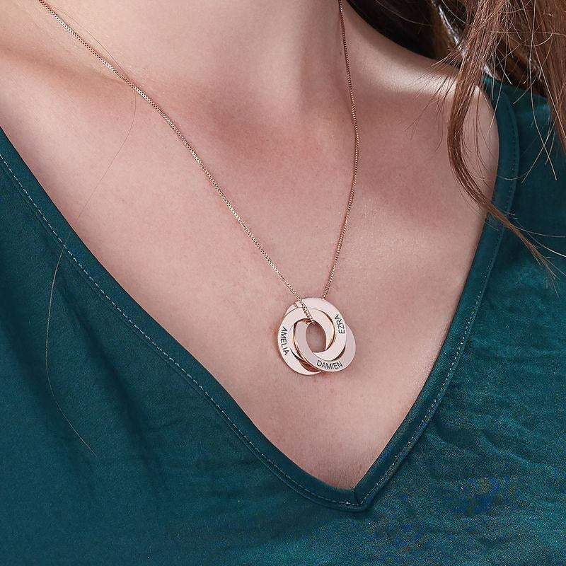 Necklace with Intertwined Name Circles